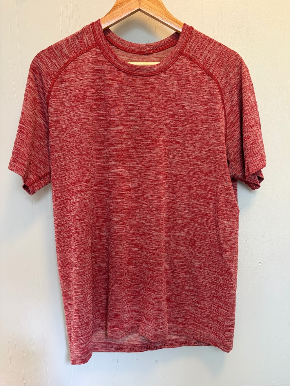 Lululemon Metal Vent Tech Short Sleeve Mens Large Red Space Dye Athletic Tee
